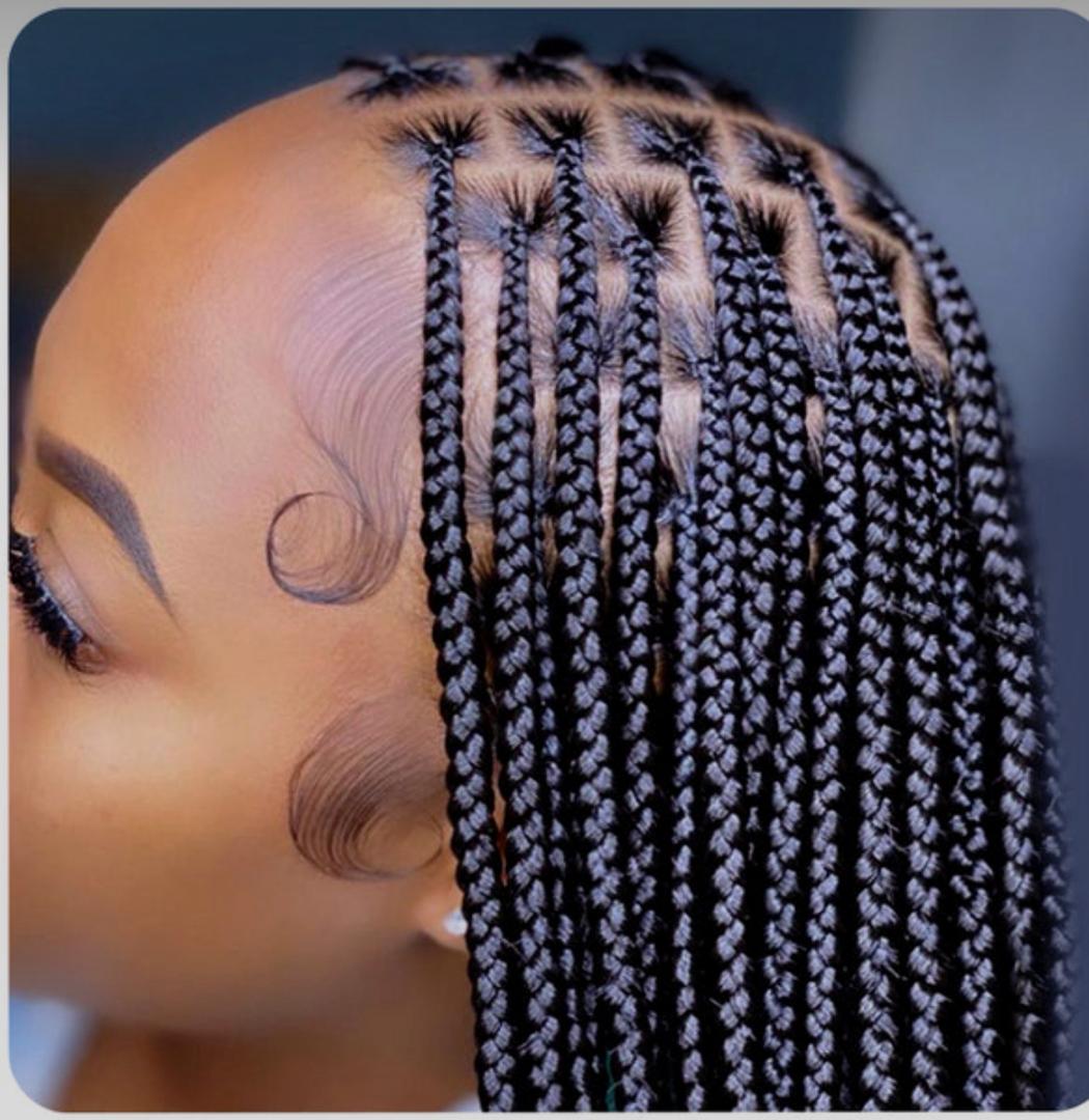 Small Knotless Braids - Base